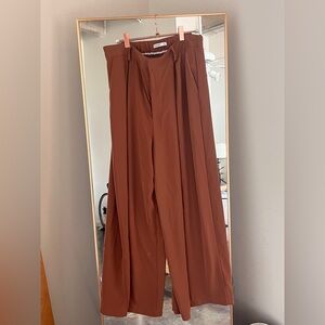 Chic Rust Wide-Leg Pants